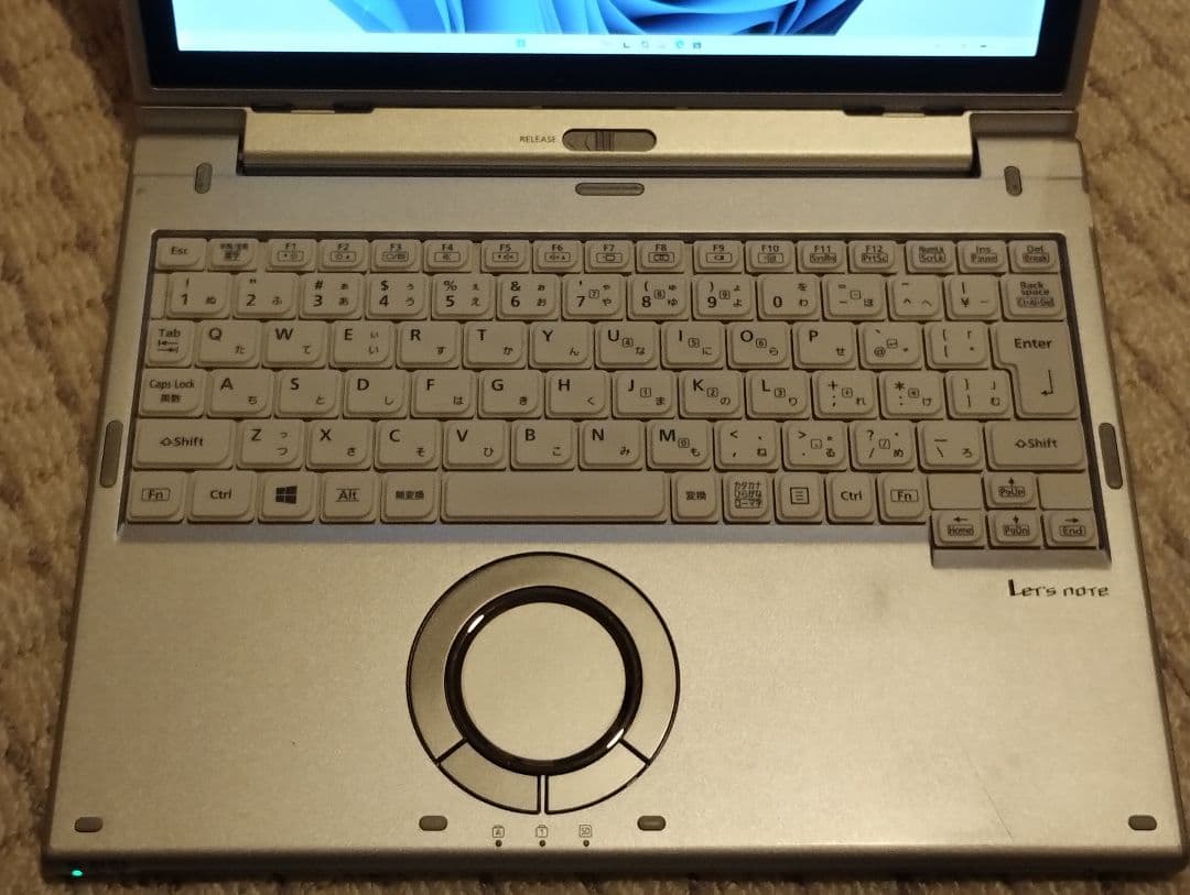 ノートPC（2in1モデル）CF-XZ6 タブレットモード可能