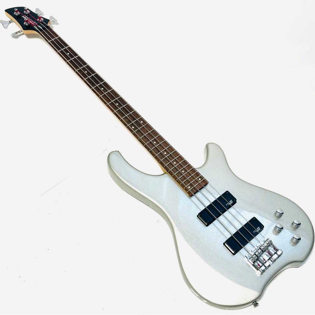 FERNANDES フェルナンデス TREMOR 4 アクティブベース