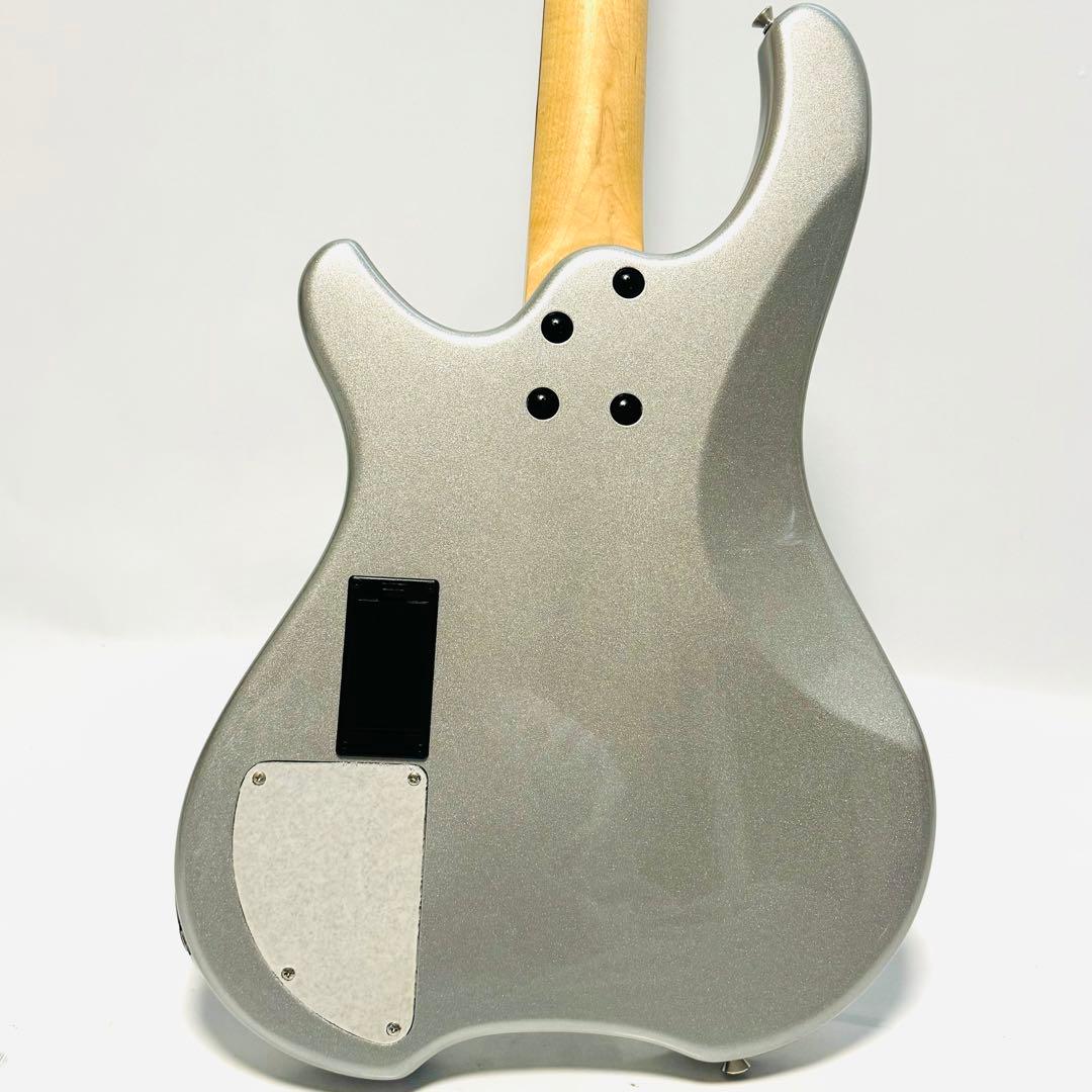 FERNANDES フェルナンデス TREMOR 4 アクティブベース