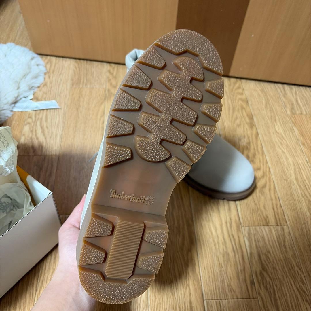 Timberland ライトベージュ ハイカットブーツ