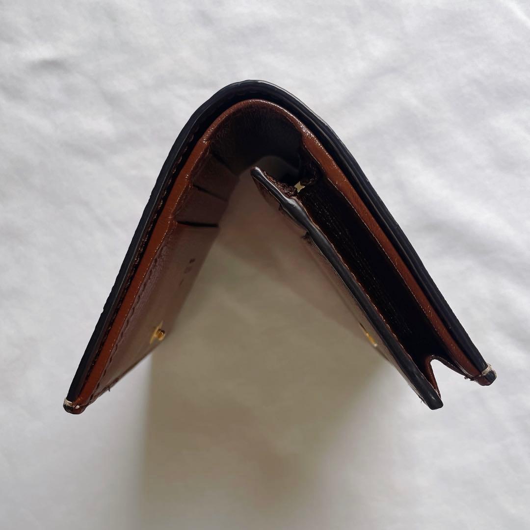 GUCCI ミニ財布　ハートモチーフ