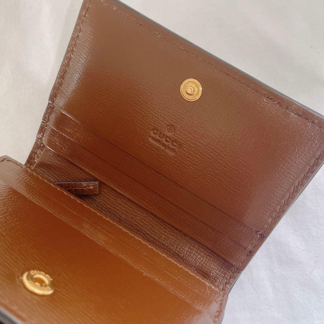 GUCCI ミニ財布　ハートモチーフ