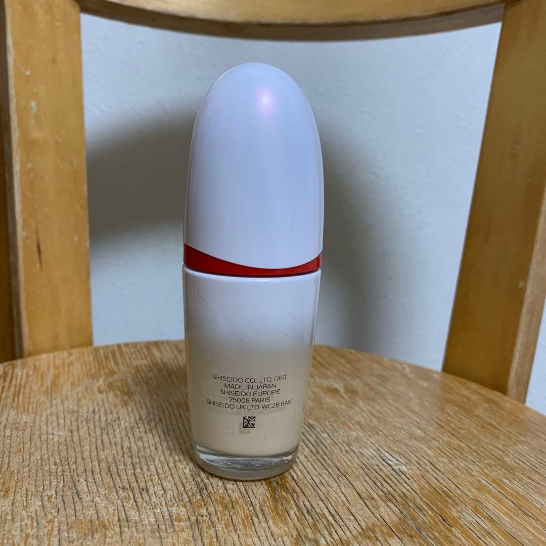 資生堂　SHISEIDO エッセンススキングロウファンデーション160 おまけ付
