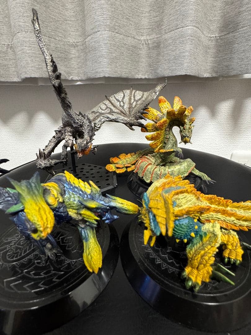 Monster Hunter モンスターハンター [MH]
