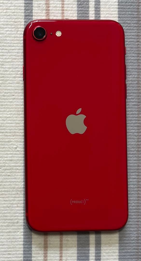 iPhone SE第2世代 64GB SIMフリ IOS15.6.1 Se2