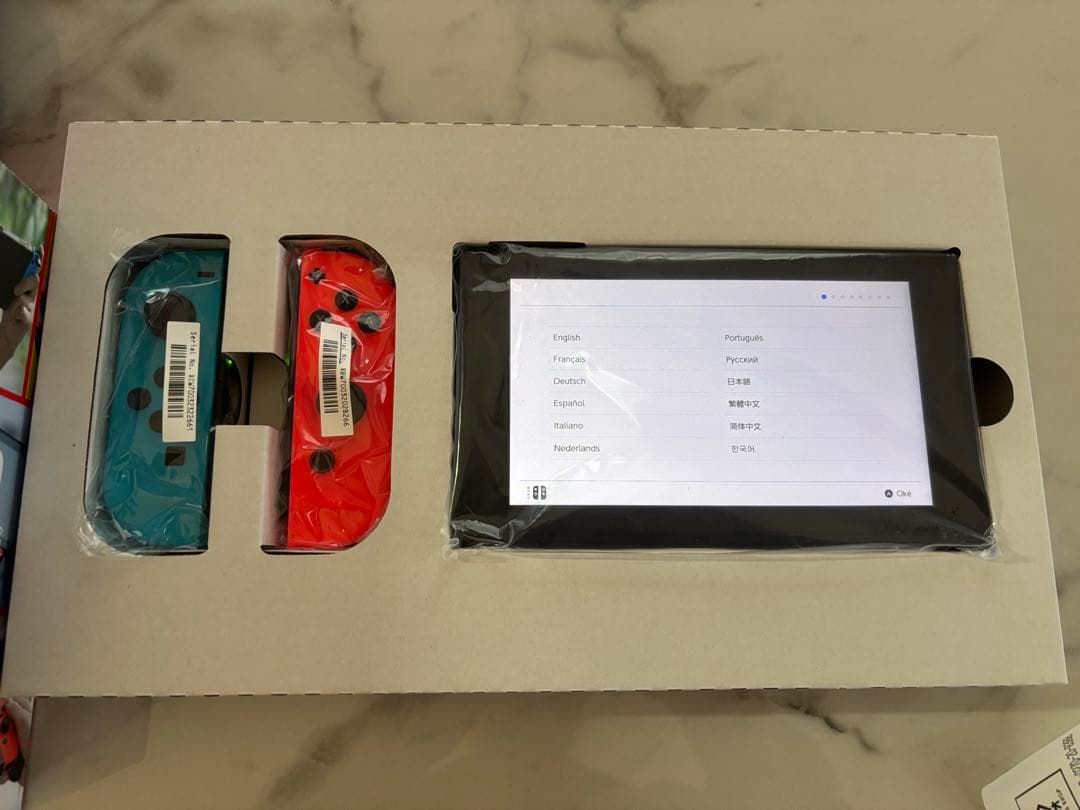 任天堂スイッチ本体　プロコン　スプラトゥーン2
