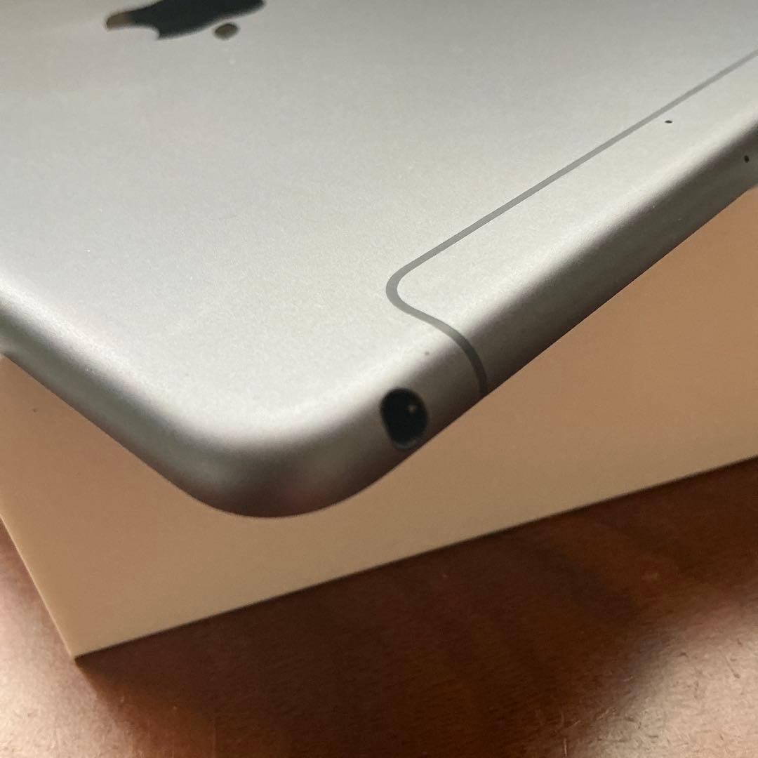 【完動品】iPad mini5 64GB cellularモデルSIMフリー