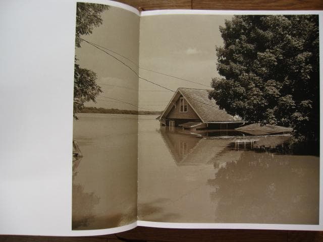 Todd Hido: Intimate Distance　トッド・ハイド
