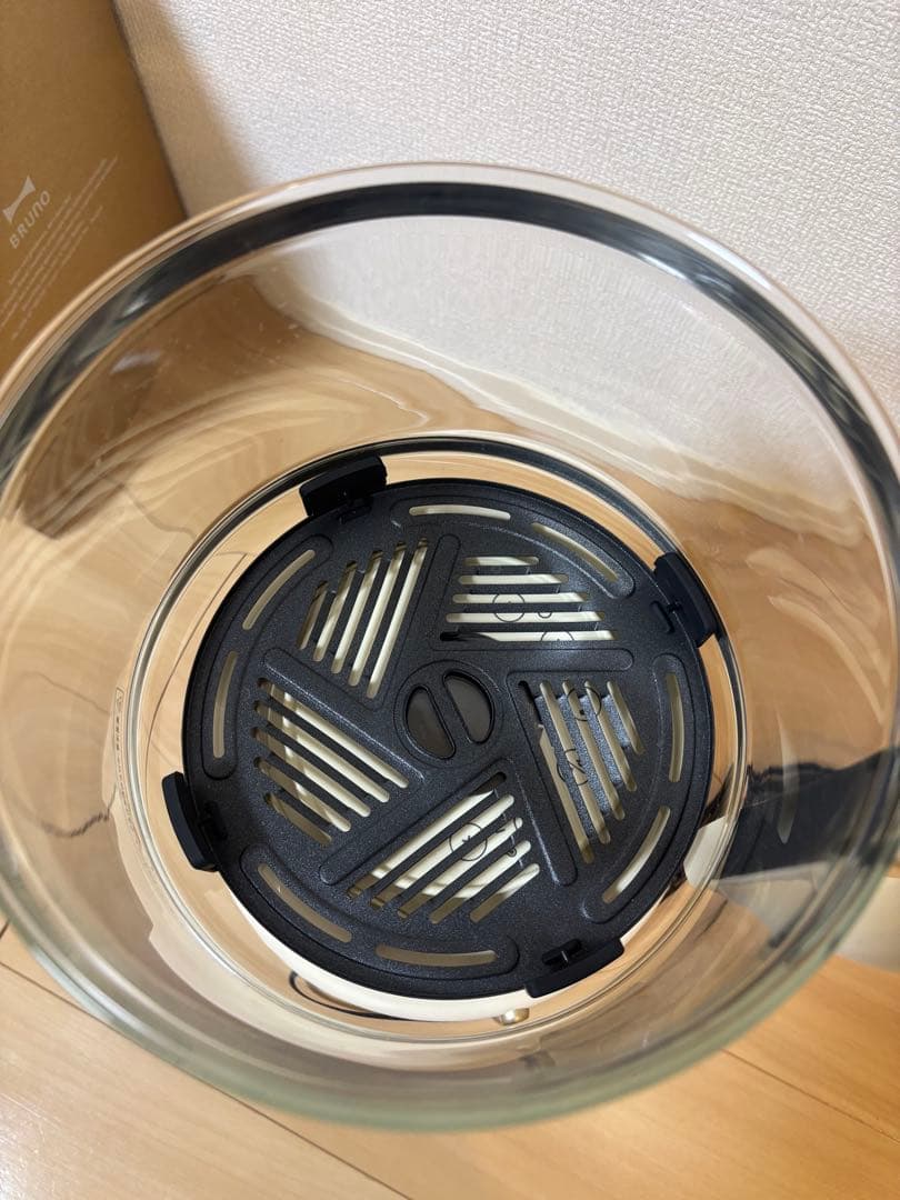 BRUNO ブルーノ ガラスエアフライヤー ノンフライヤーアイボリー ほぼ新品