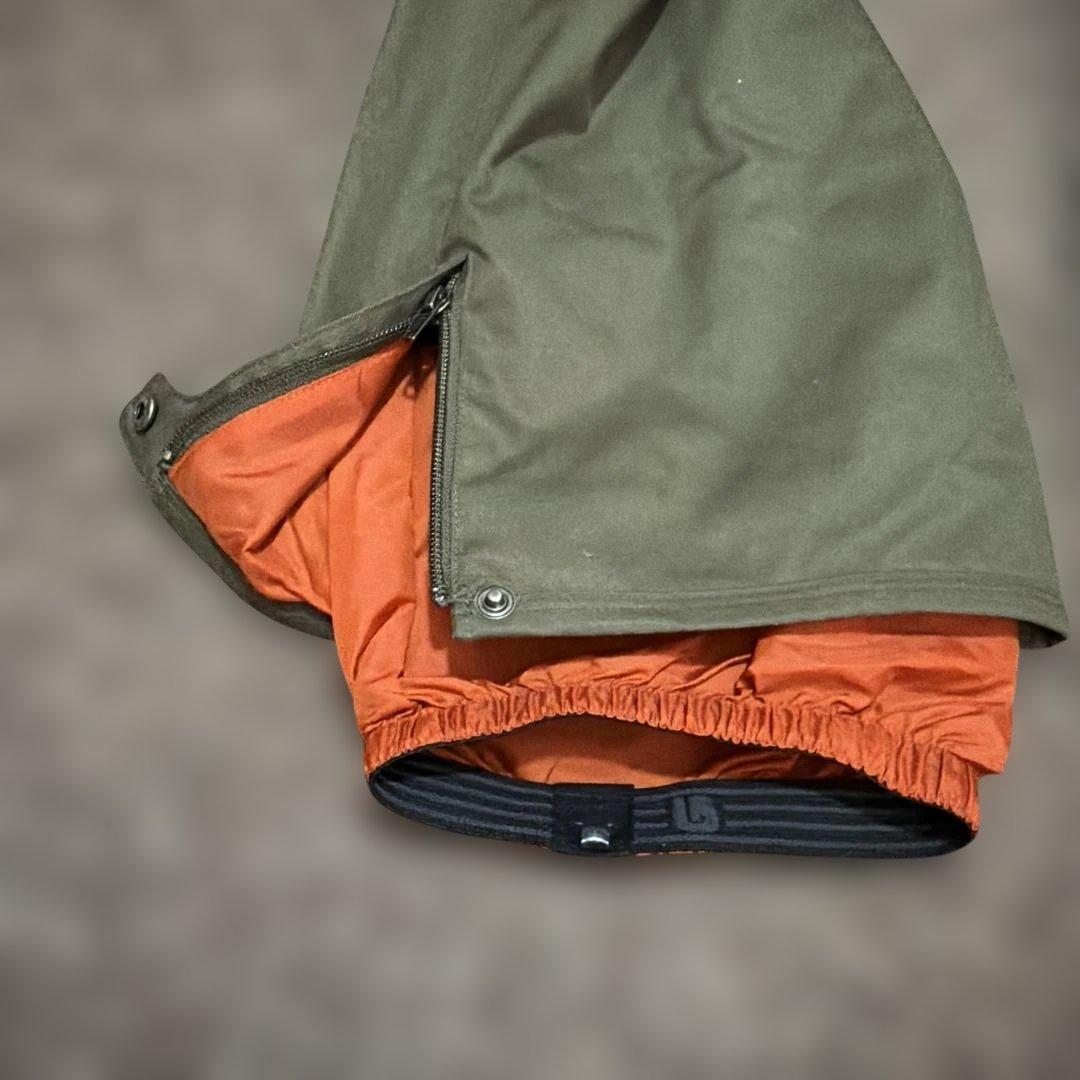 BURTON スノーボードウエア　パンツLサイズ