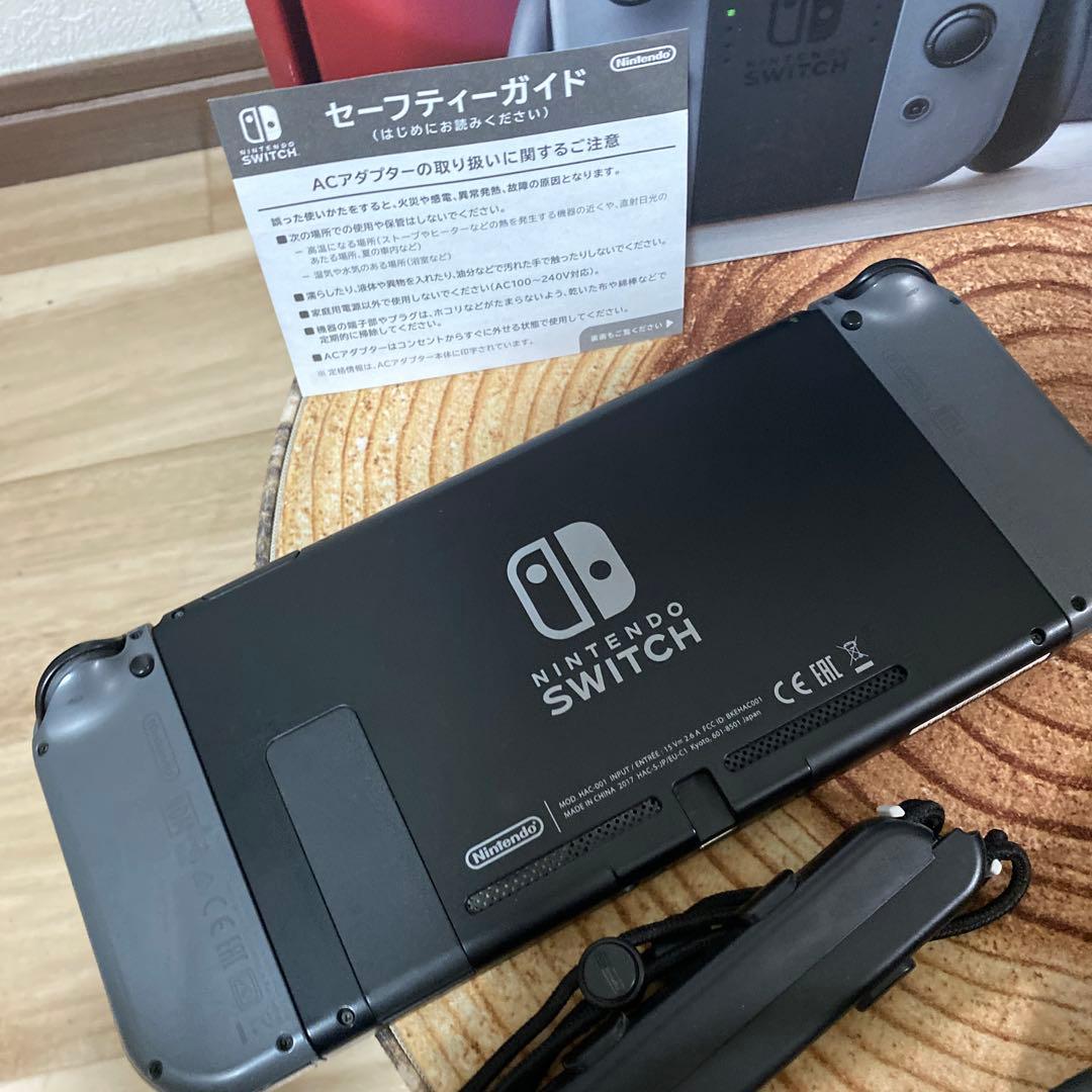 Nintendo Switch ニンテンドースイッチ本体　グレー ②