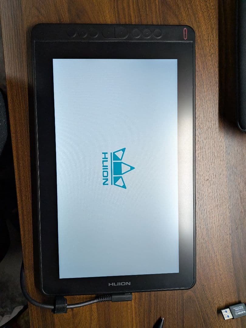 kamvas 13　HUION 液晶タブレット