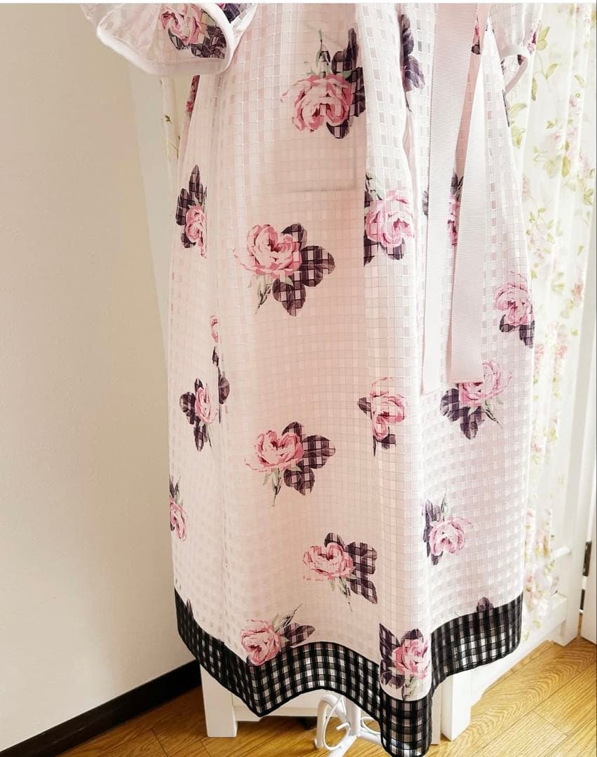 エムズグレイシー 花柄ワンピース 38 定価49500円 アナウンサー着用