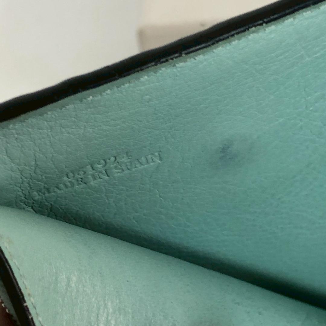 LOEWE ロエベ アナグラム ヴァーティカル・ウォレット 三つ折り財布