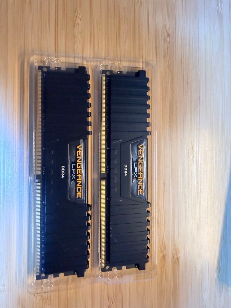 メモリー Corsair Vengeance LPX DDR4 32GB 3200MHz