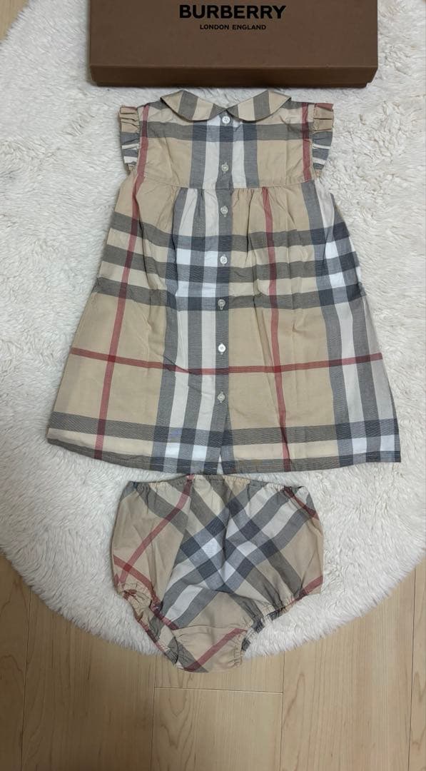 美品　バーバリー　バーバリーチルドレン　ワンピース　ブルマ　セット
