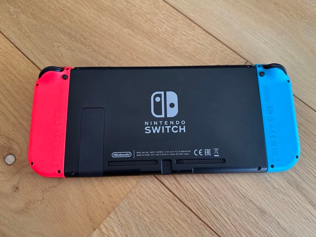 Nintendo Switch 本体（2017年製）+ Joy-Conセット