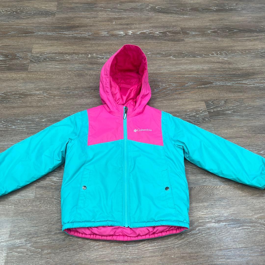 Columbia コロンビア　110 美品　女の子スノーウェア