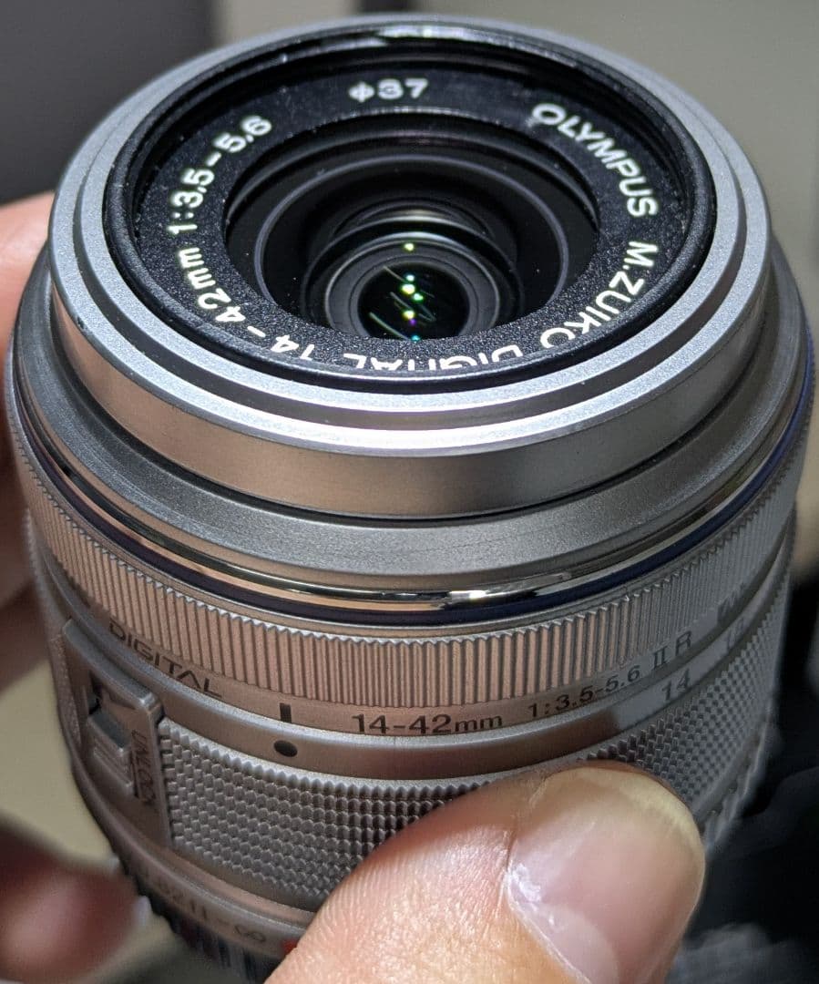 OLYMPUS M.ZUIKO14-42mm ＆フラッシュFL-LM1