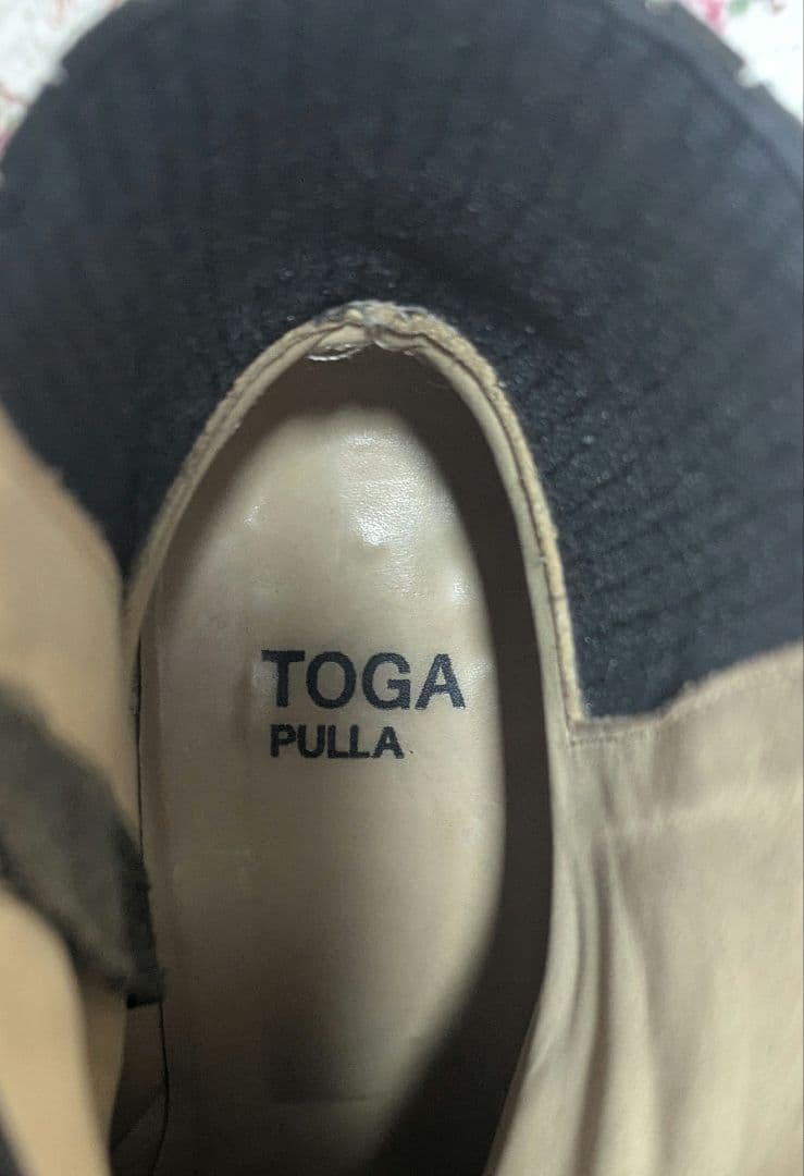 TOGA PULLA トーガプルラ　バックルブーティ　ショートブーツ　黒　レザー