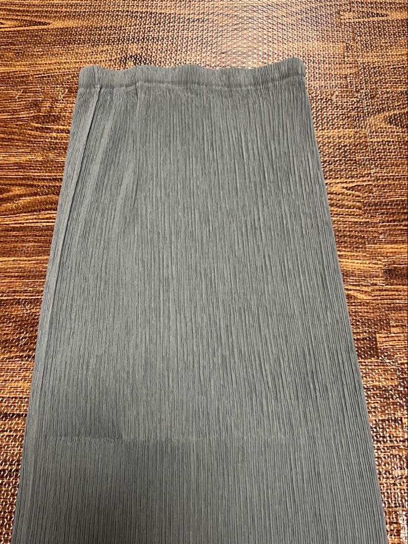 美品 ISSEY MIYAKE スカート グレー S