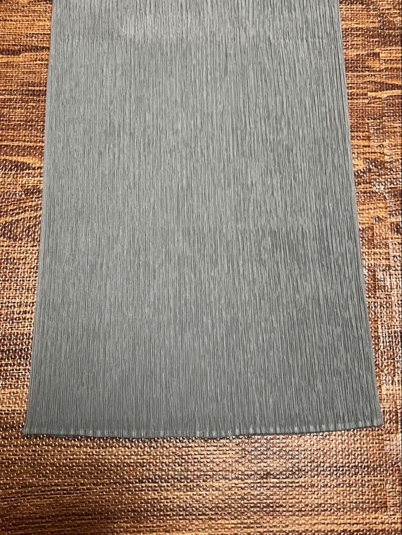 美品 ISSEY MIYAKE スカート グレー S