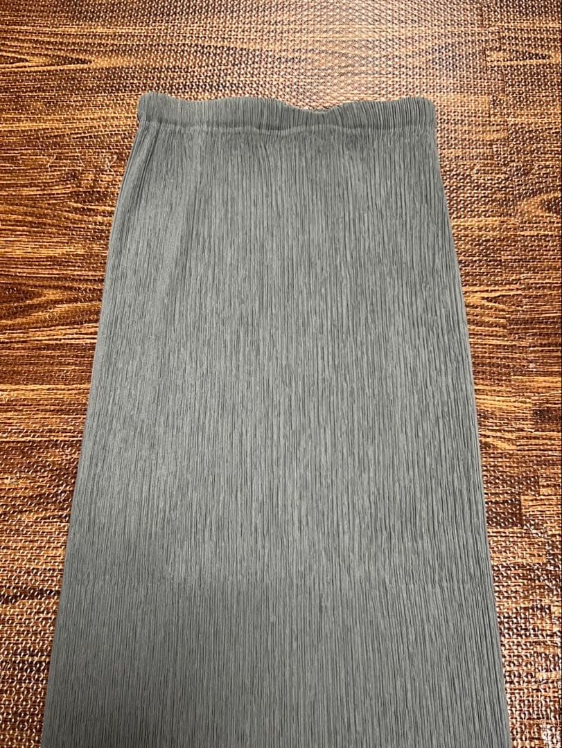 美品 ISSEY MIYAKE スカート グレー S