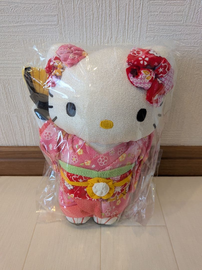 ハローキティ　着物　ぬいぐるみ　和服　まねっこダニエル　まとめ売り☆　サンリオ