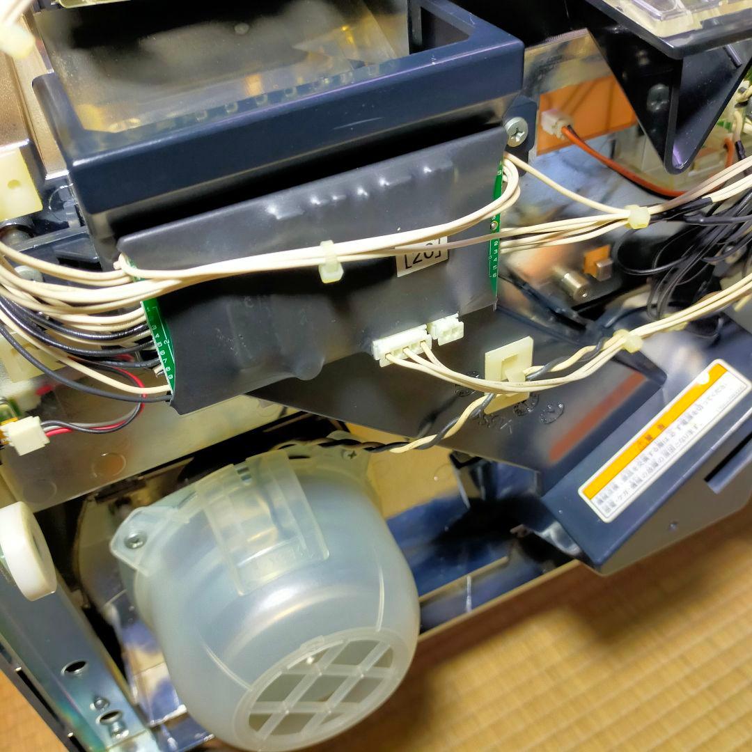 引き取り限定　マジカルハロウィン3 　パチスロ実機