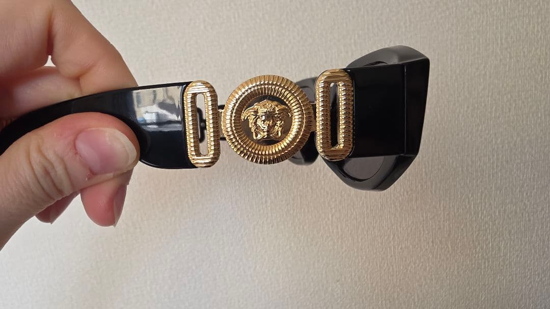 VERSACE ブラック キャットアイ サングラス