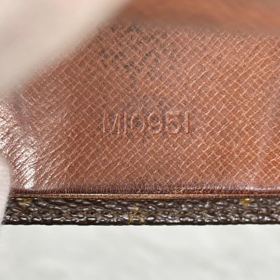 LOUIS VUITTON ルイヴィトン 2つ折り 財布 モノグラム 男女兼用