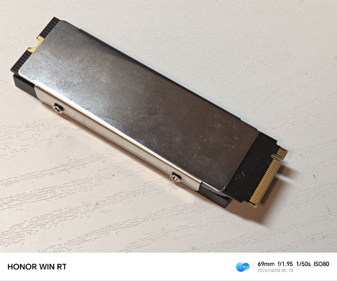 WD Black 1TB SN810 NVMe PCIe 4.0x4 動作OK