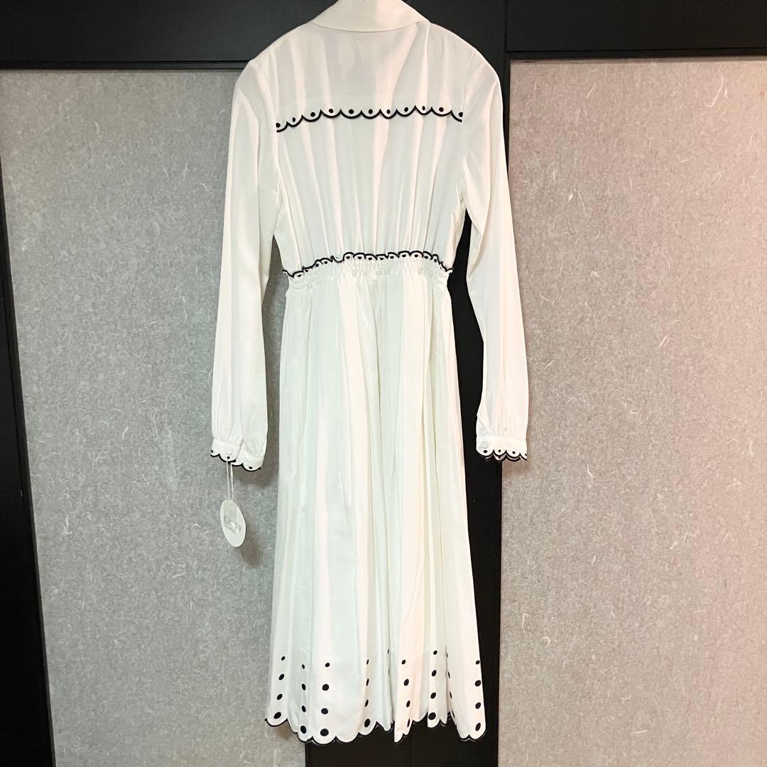 新品！チェスティ　Chesty スカラップ刺繍　ワンピースM