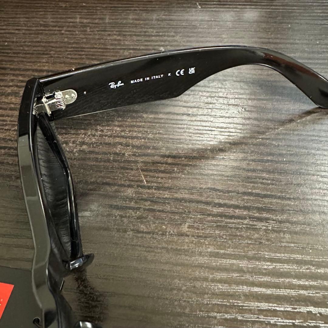 【オマケ付き】Ray-Ban Mega Wayfarer