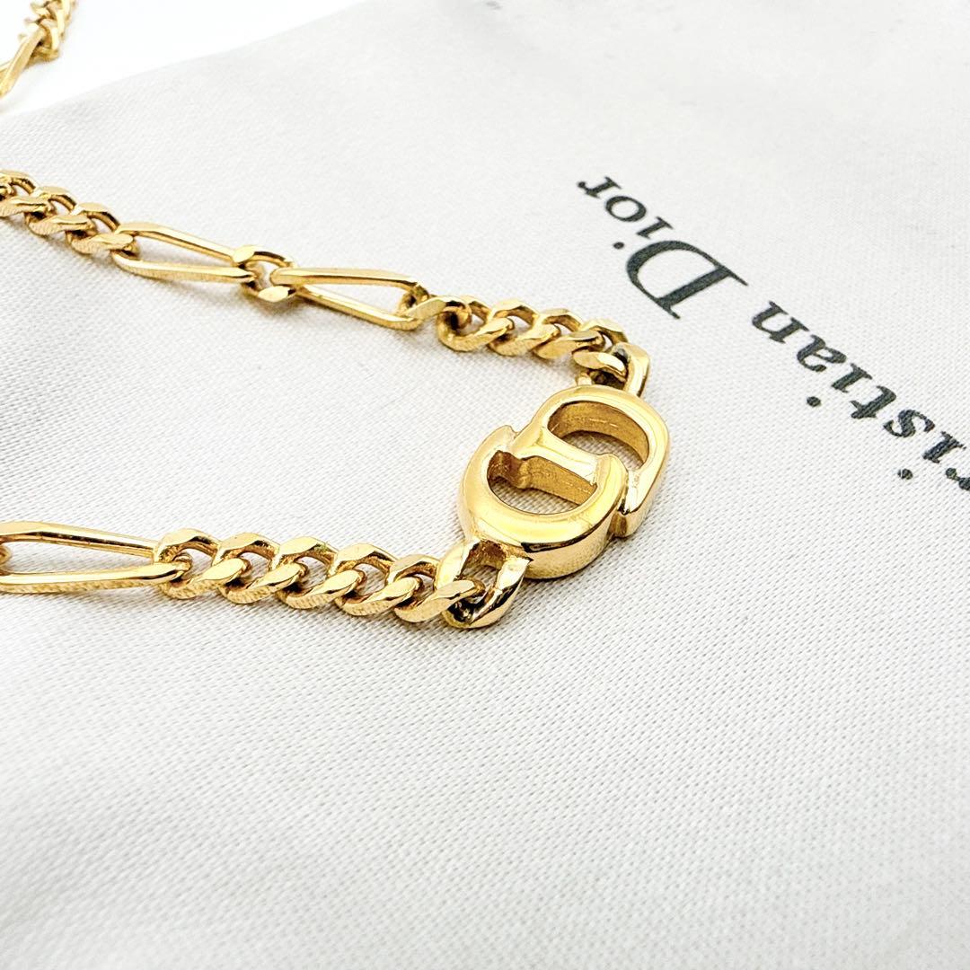 3019 人気✨Dior ネックレス　CD 刻印　ゴールド