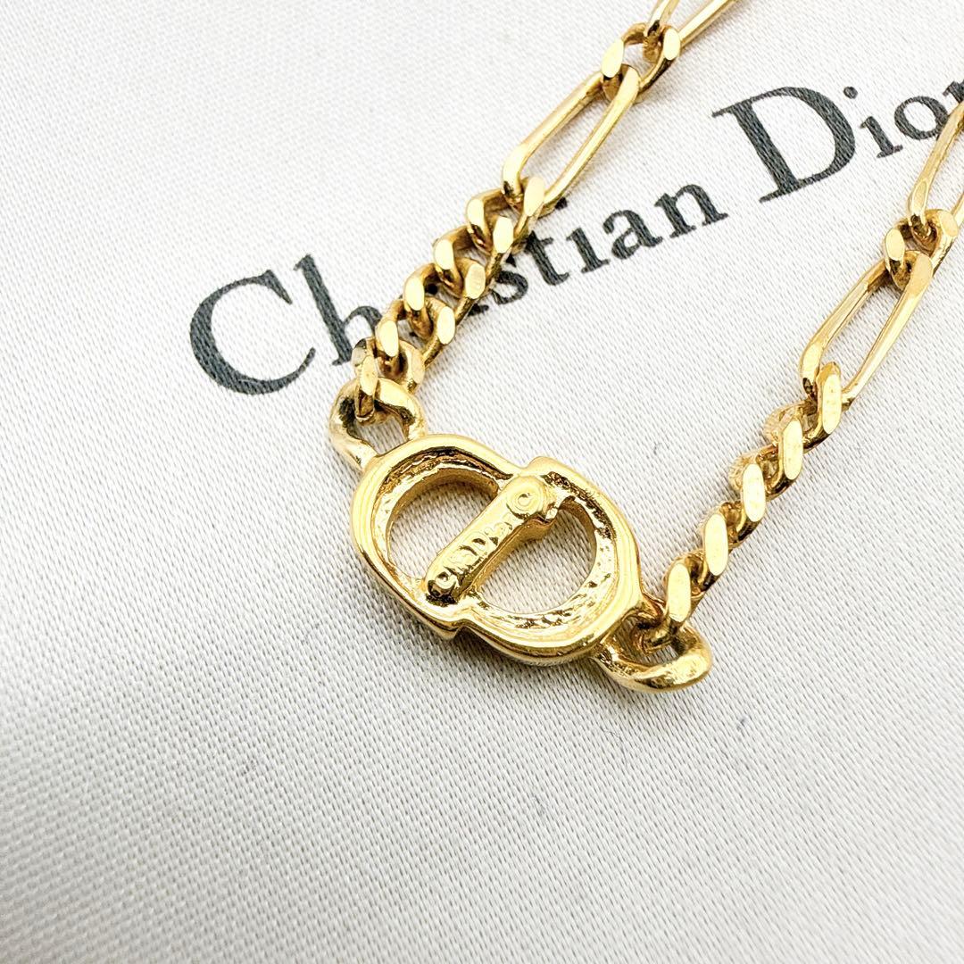 3019 人気✨Dior ネックレス　CD 刻印　ゴールド