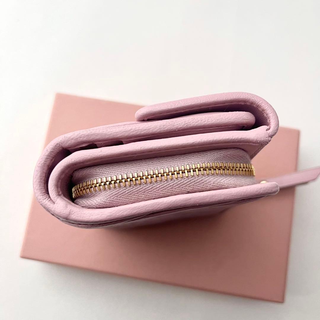 現行 miu miu ミュウミュウ マテラッセ 三つ折り財布 0203-③
