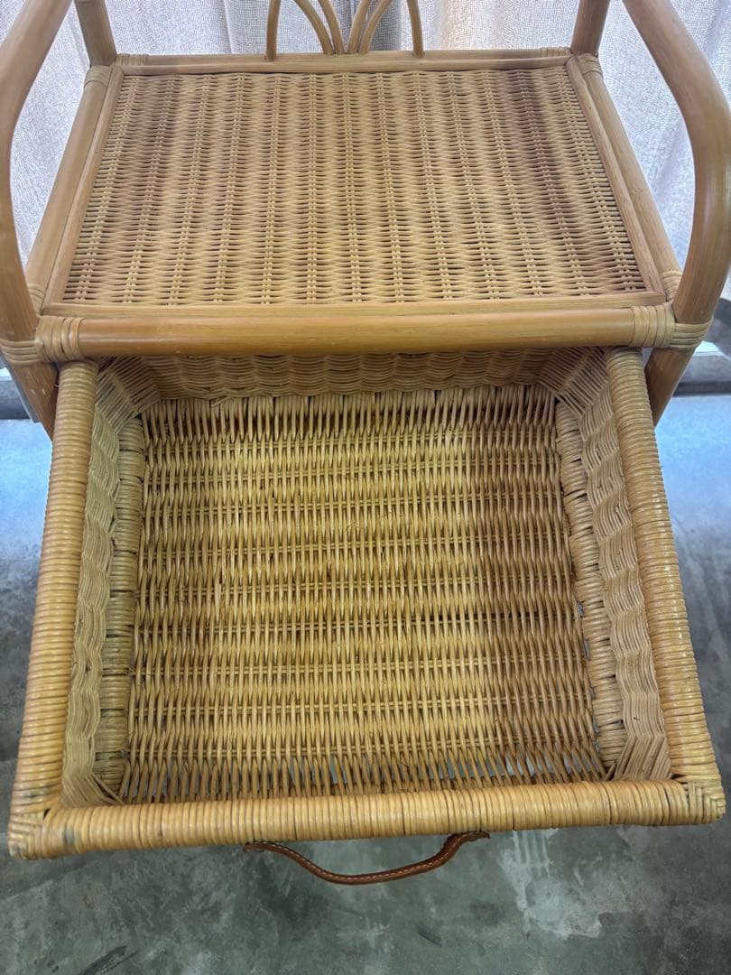 【オシャレ‼️】KOIZUMI 籐家具 ラタン ラック チェスト 引き出し