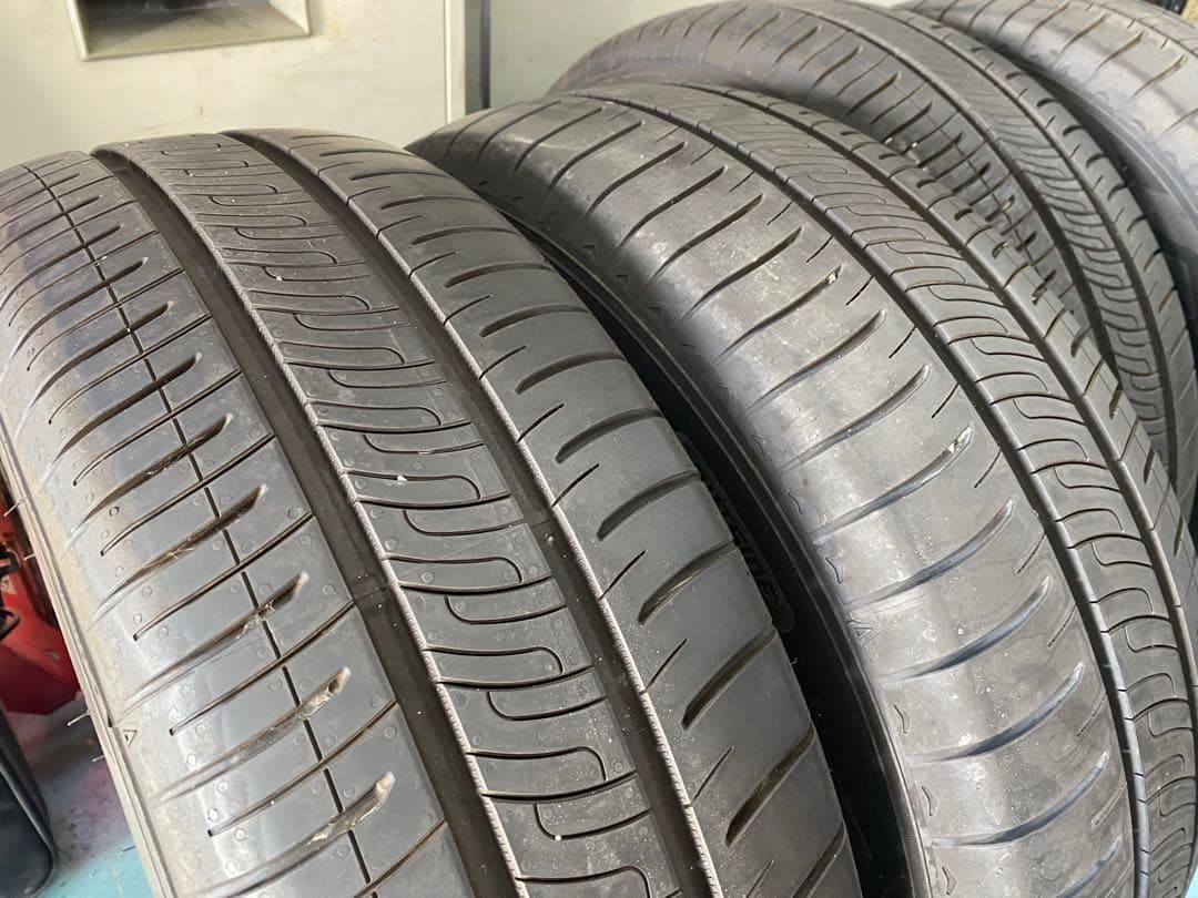 バリ溝　7ミリ　ダンロップ　エナセーブ　205/65R15 4本　日本製タイヤ