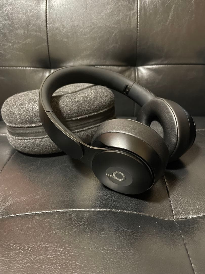 beats solo Pro ワイヤレスヘッドフォン 値下げ交渉可❗️