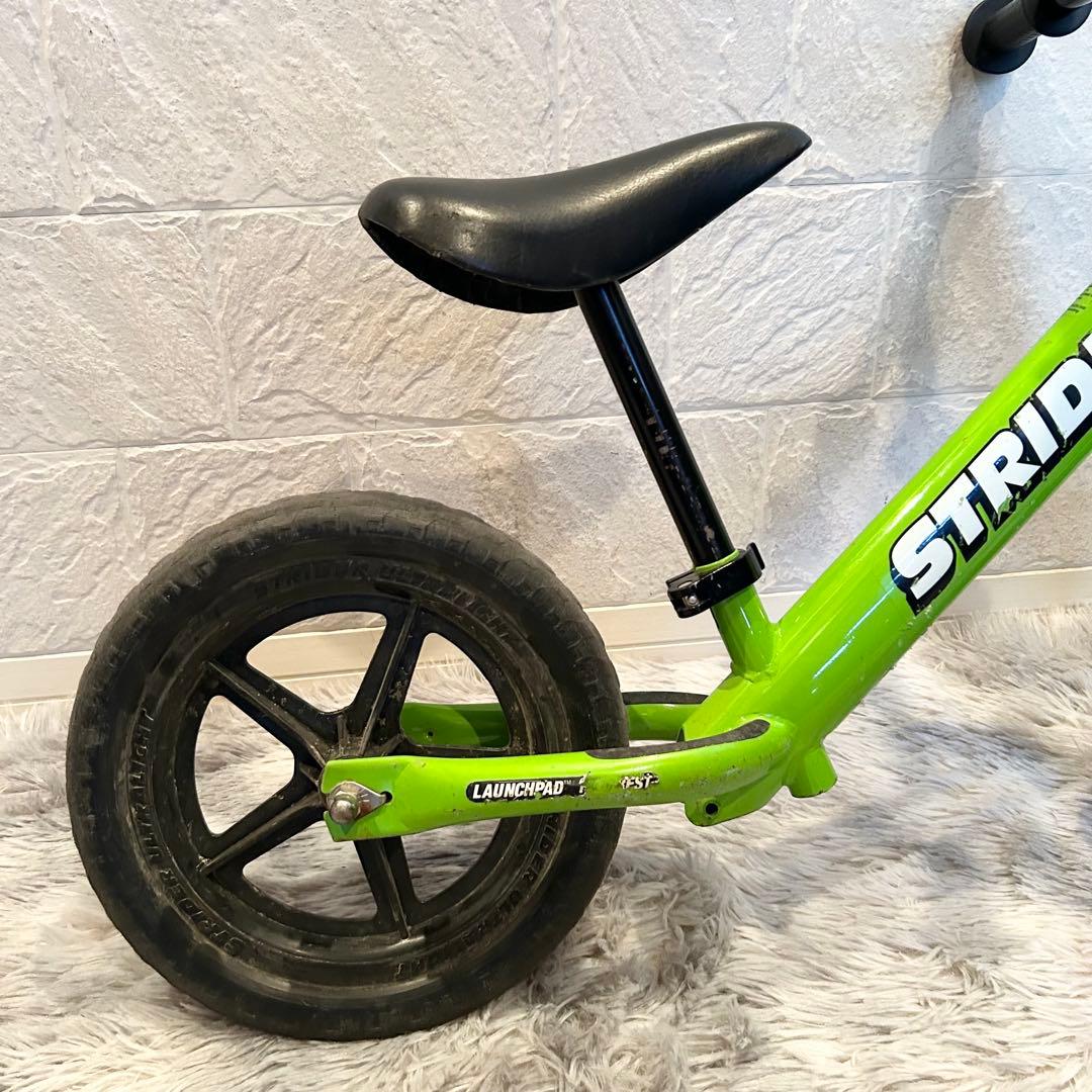 人気カラー STRIDER バランスバイク ライムグリーン　12インチ