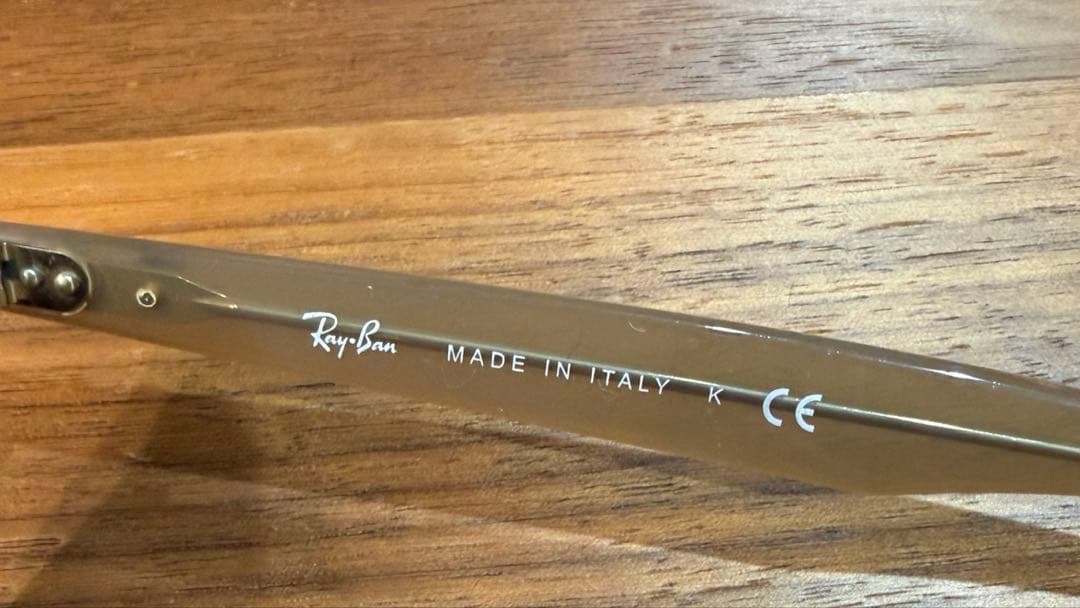 ど*ん様 美品 Ray-Ban サングラス 《RB4259F 6166/13》