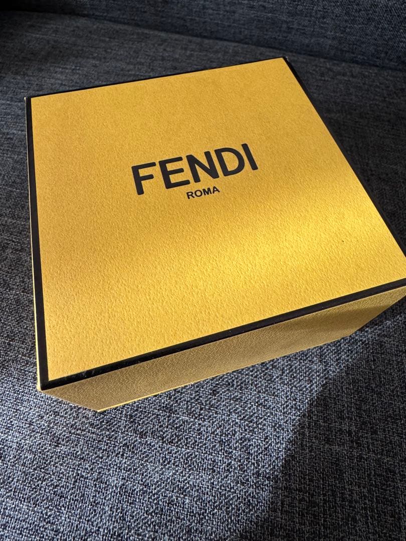 FENDI FFネックレス シルバーカラー 目黒蓮 使用感なし