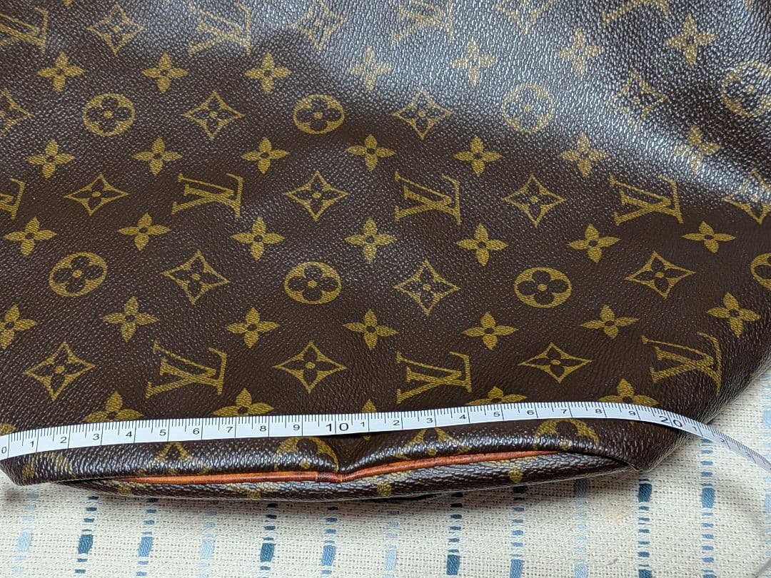 LOUIS VUITTON　ルイヴィトン　ボストンバック