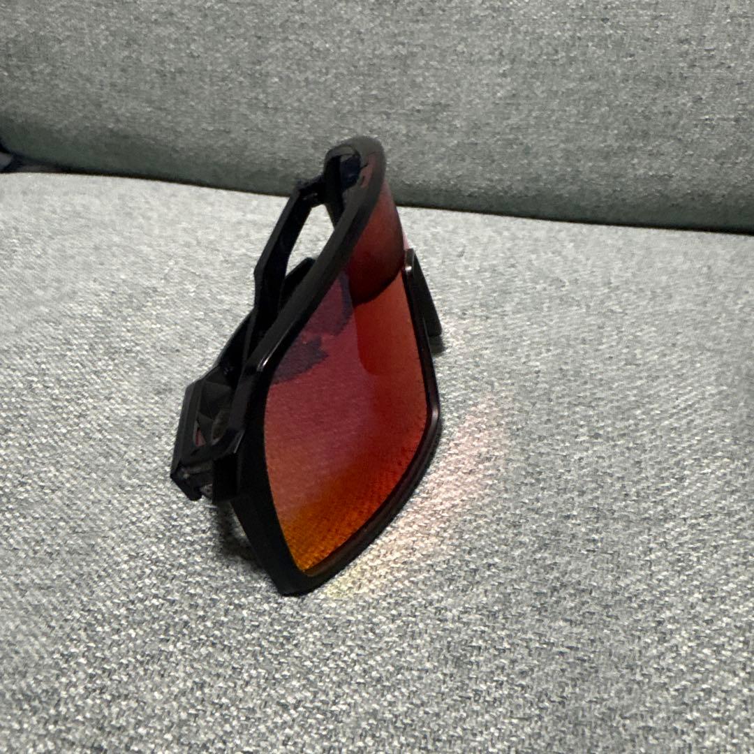 Oakley サングラス　スートロ