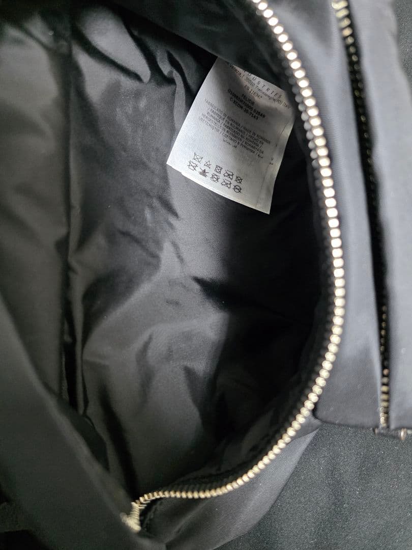 MONCLER FELICIE モンクレール ボディバッグ ポーチ
