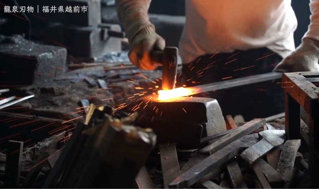 ハ*ム様 煌黒龍 筋引260mm 龍泉刃物　最上級モデル　99層ダマスカス