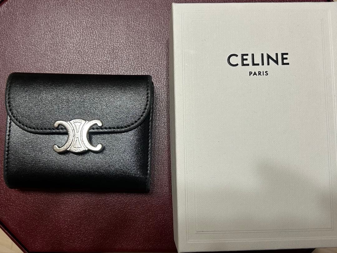 CELINE ブラックレザー 三つ折り財布 シルバー