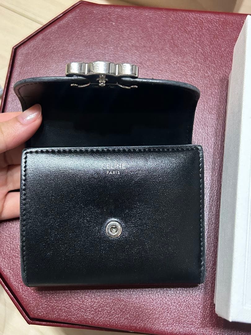 CELINE ブラックレザー 三つ折り財布 シルバー
