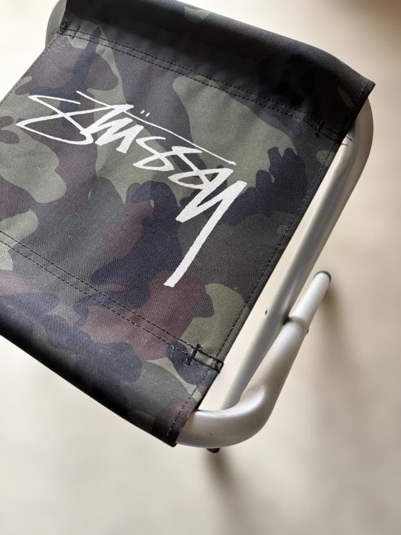 STUSSY ステューシー × coleman コールマン ランブラー スツール